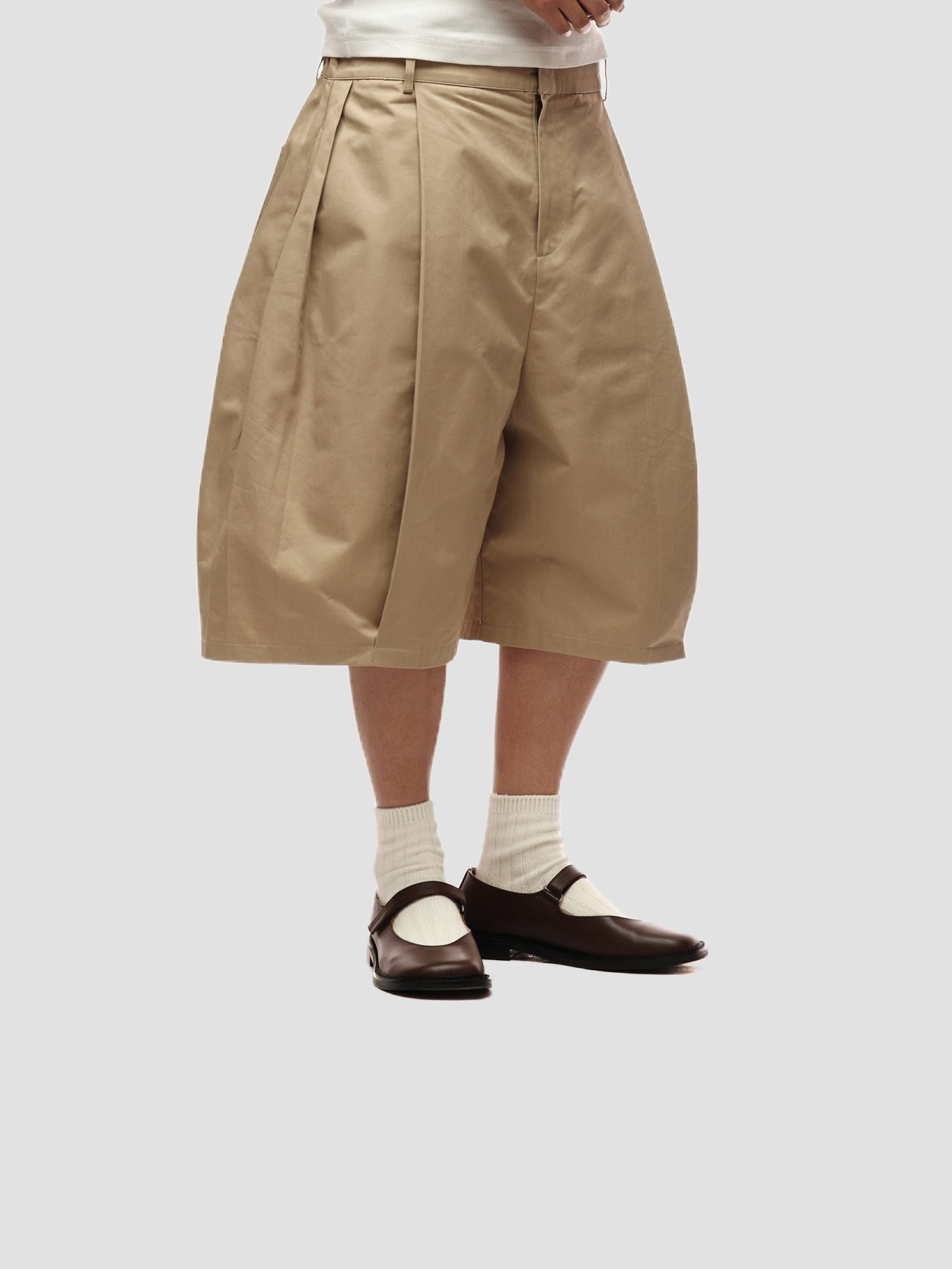 6CRAYON Elastic Waist Wide-Leg Shorts 2.0 – Double Pleated & Loose Fit with Coating